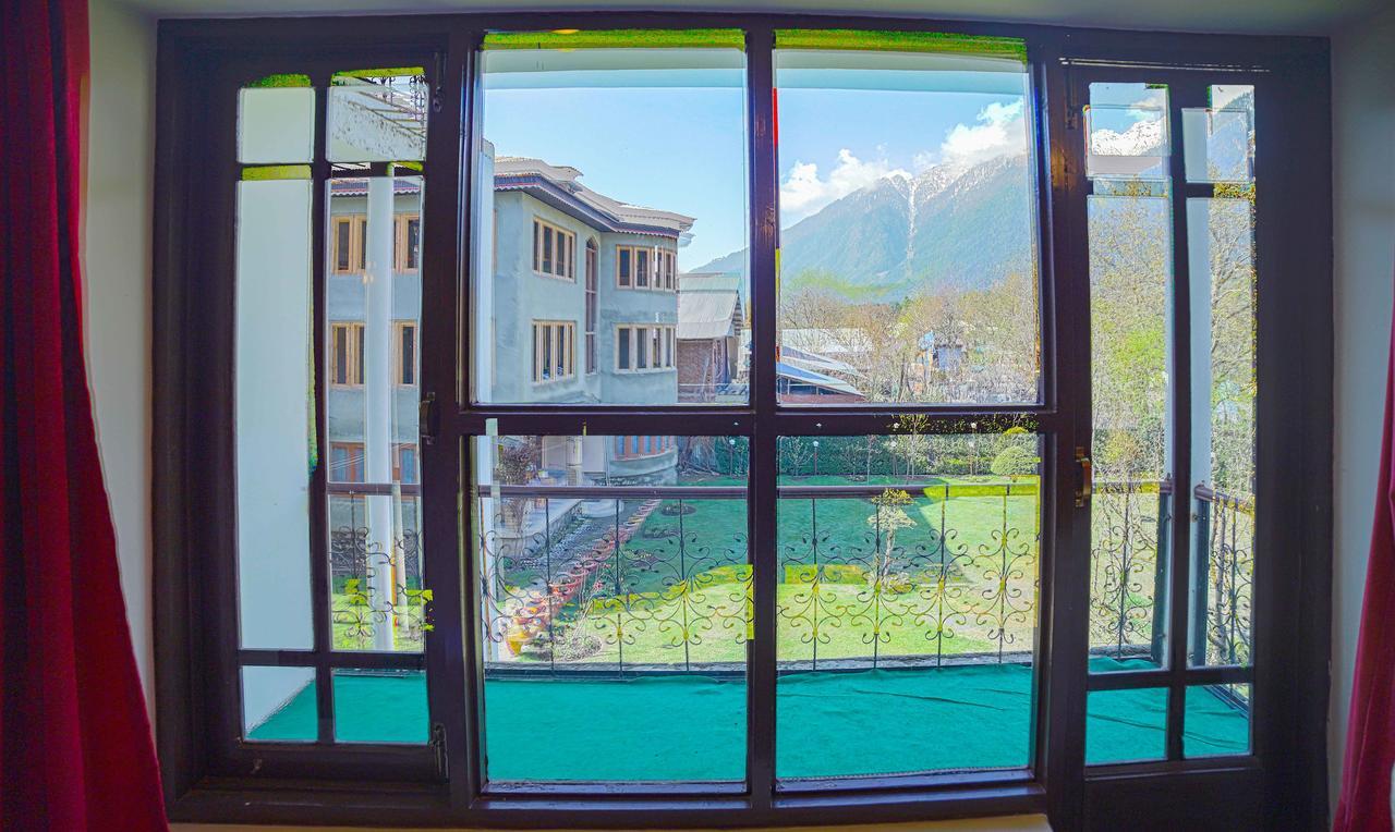 Premier Pahalgam Hotel Kültér fotó